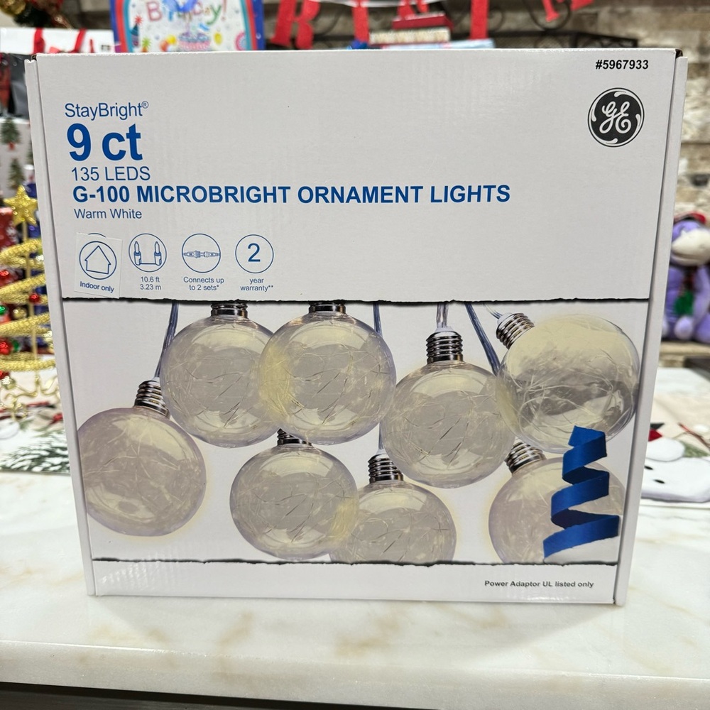 GE 9 Ct G-100 10.6-ft Warm White LED Plug-In Christmas Weddings Ornament Lights